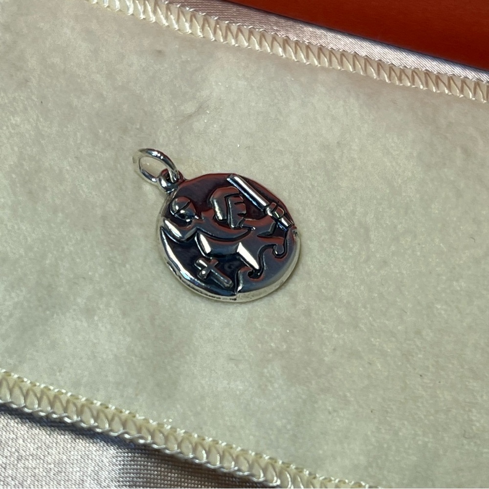 Retired James Avery 925 Sterling Silver St. Christopher Medallion Pendant Charm - Picture 9 of 10